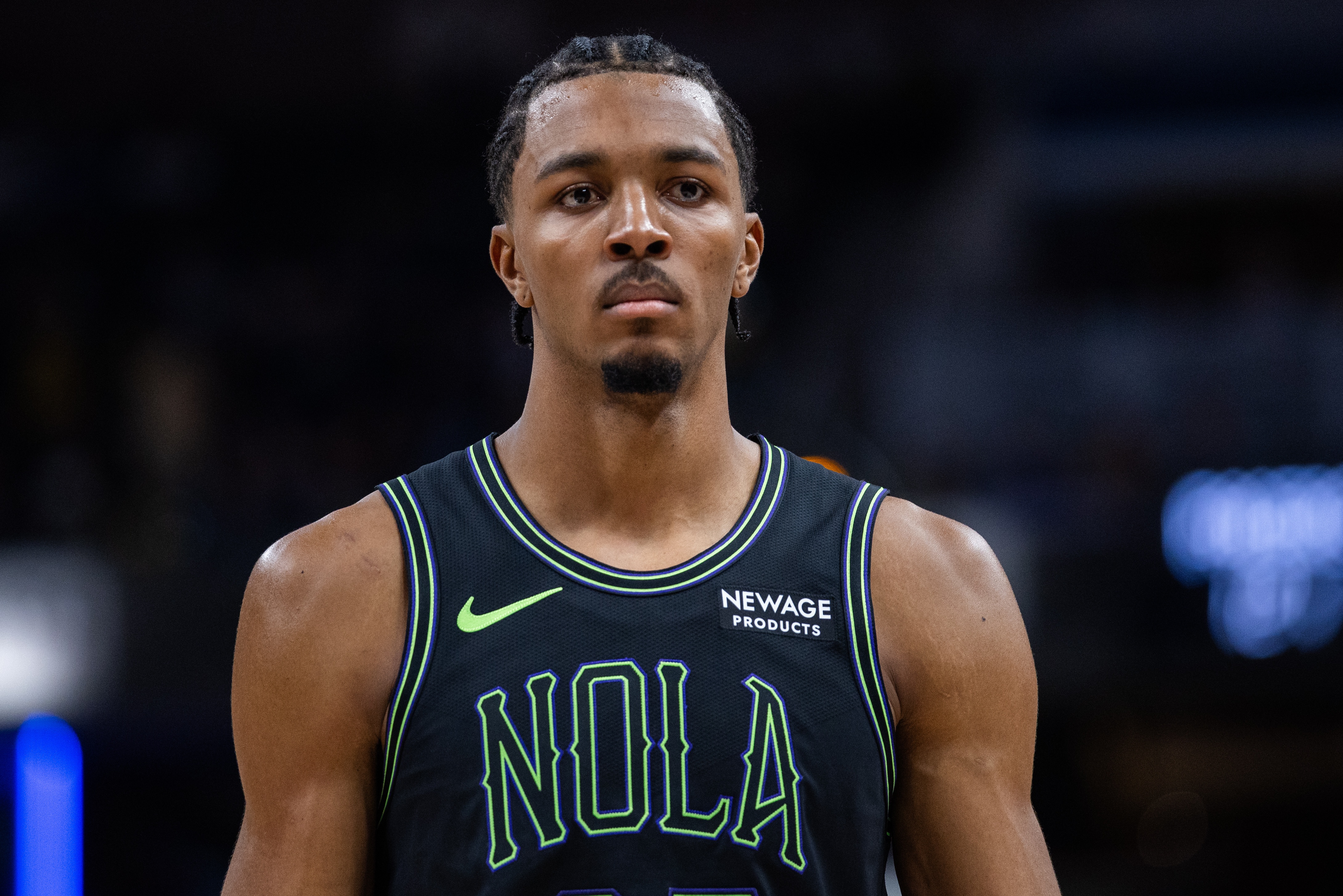 开云官网-市场香饽饽！墨菲出战66场 场均21.5分5.7板3.8助1.5断 命中率47%